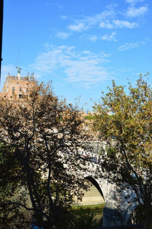 Finestra Su Castel Sant'angelo Rom